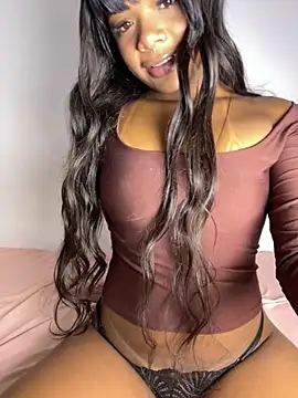 SereiaHott online show from March 12, 2026, 5:41 pm