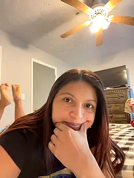 Snapshot of pocahonta69mermaid chatting on October 9, 2025, 3:21 pm pocahonta69mermaid online show from October 9, 2025, 3:21 pm