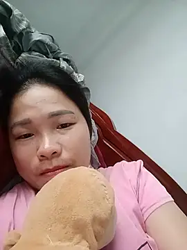 Snapshot of sumy-00 chatting on May 19, 2026, 7:47 am sumy-00 online show from May 19, 2026, 7:47 am