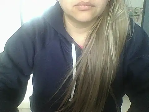 Valery  Rouse  online show from September 10, 2025, 2:50 pm