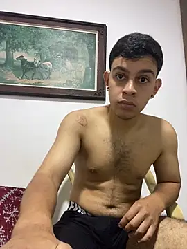 Snapshot of Young_handsome chatting on November 13, 2025, 5:45 pm Young handsome online show from November 13, 2025, 5:45 pm