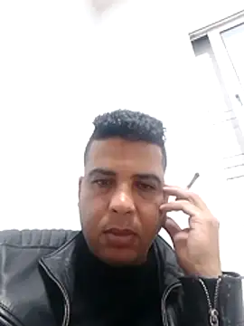 Snapshot of radois54 chatting on May 4, 2026, 11:23 pm radois54 online show from May 4, 2026, 11:23 pm