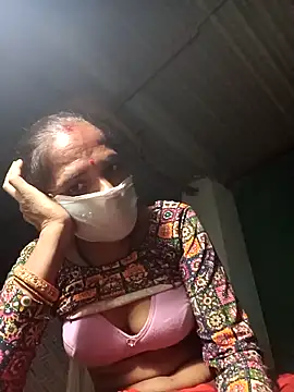 Snapshot of Hot-honi chatting on September 26, 2025, 1:26 pm Hot-honi online show from September 26, 2025, 1:26 pm