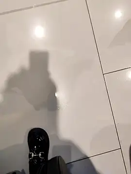 shaoshao-7758 online show from October 20, 2025, 2:12 am