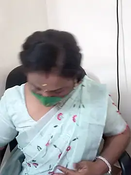 Tamil Kavitha10 online show from October 5, 2025, 1:09 pm