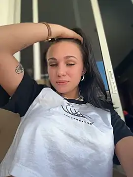 VendiMur online show from December 18, 2025, 2:06 am