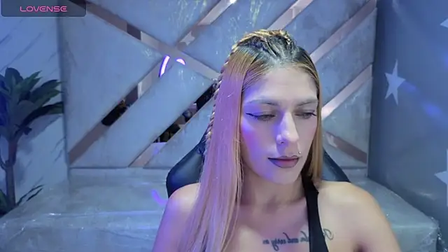 Candy kush t online show from March 3, 2026, 8:15 pm