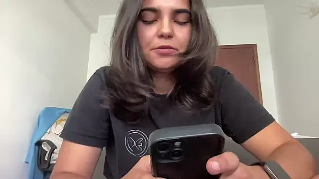 bruninhapt online show from September 13, 2025, 1:22 pm