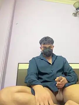 Snapshot of playboyxxx1905 chatting on September 16, 2025, 2:29 pm playboyxxx1905 online show from September 16, 2025, 2:29 pm