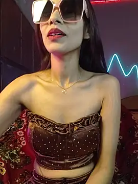 royeoy22 online show from March 8, 2026, 5:00 am