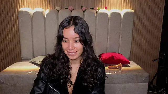  Mia Evans 1 online show from March 8, 2026, 2:10 pm