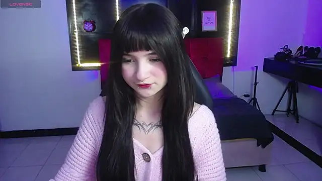  Charlotte Collins  online show from February 18, 2026, 2:35 pm