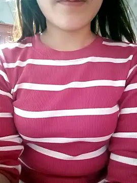 mymy06 online show from December 19, 2025, 10:44 am