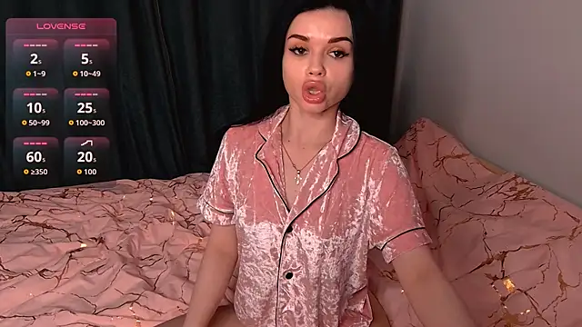 Luxuryy baby online show from November 23, 2025, 4:51 pm