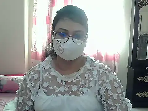 Elena cruz5 online show from September 9, 2025, 3:50 am