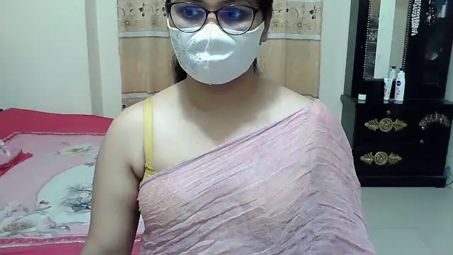 Elena cruz5 online show from December 3, 2025, 2:48 pm