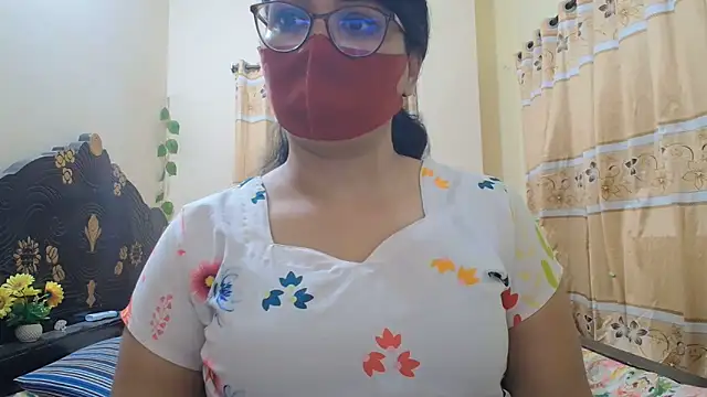 Elena cruz5 online show from May 20, 2026, 6:14 pm