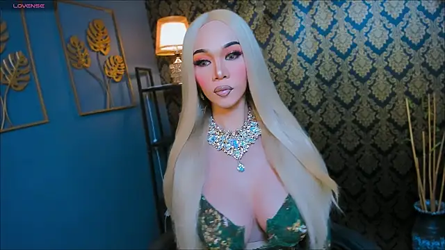 BelindaAbundance online show from November 27, 2025, 3:14 pm