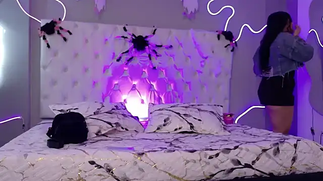 Emma visconti online show from October 24, 2025, 12:56 pm