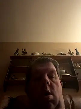 Stephanie1984 online show from November 8, 2025, 1:17 am