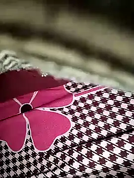 sexy  girls98 online show from January 8, 2026, 4:53 pm