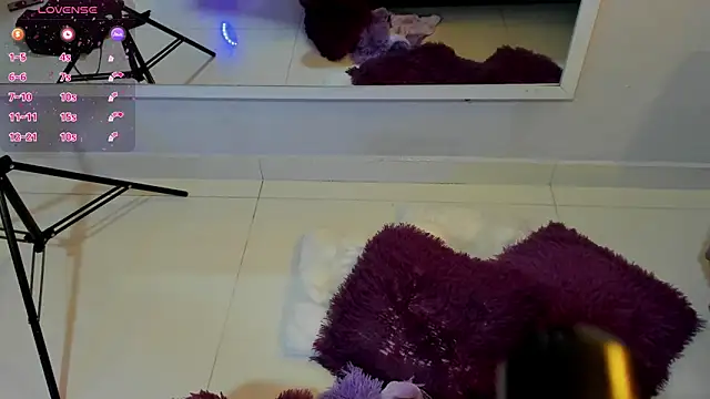 Mia Valentine  online show from February 23, 2026, 9:12 pm