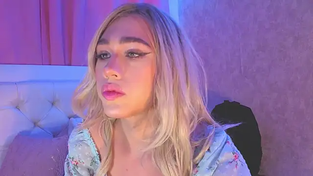 saraah queen1 online show from October 25, 2025, 4:09 am