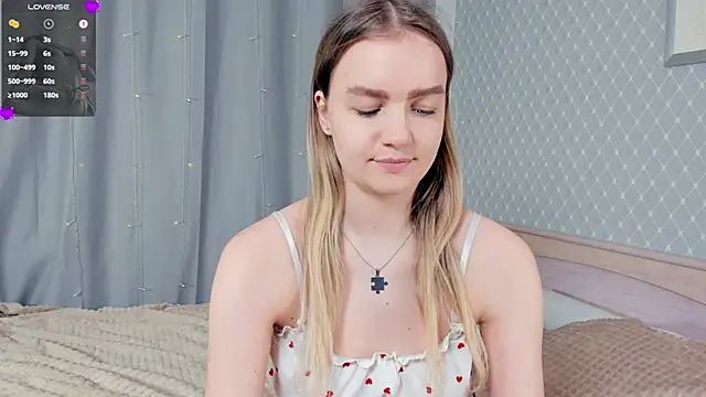 KerenFurguson online show from December 15, 2025, 7:18 pm