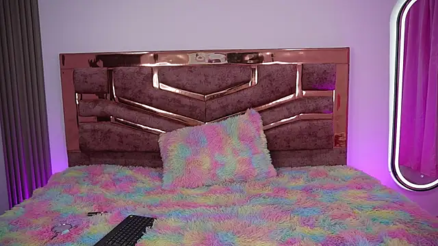 natasha vesper online show from November 22, 2025, 12:53 am