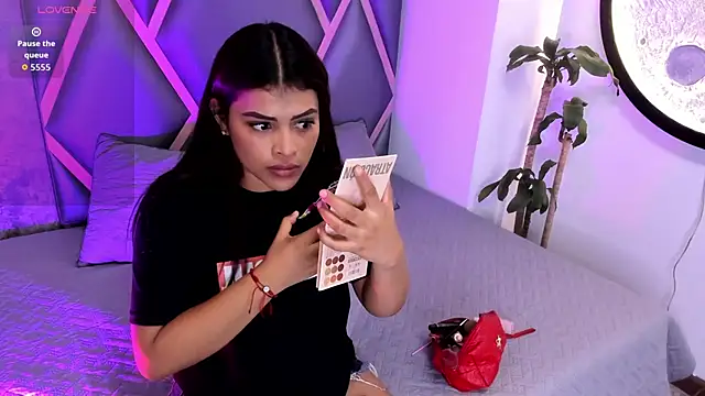 Miaa Rosse online show from November 15, 2025, 12:23 pm