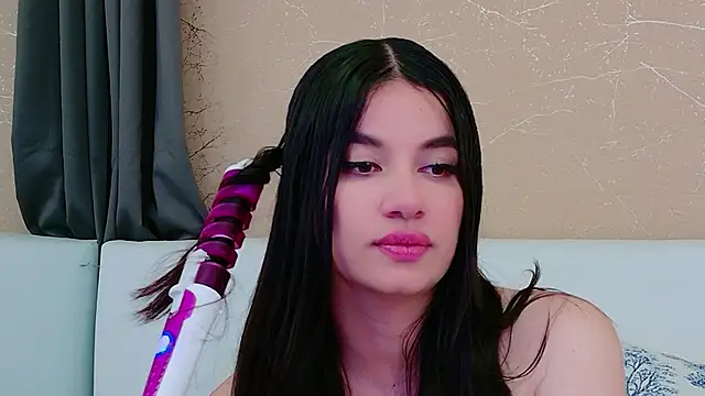 MiaDunoff online show from April 22, 2026, 10:00 pm