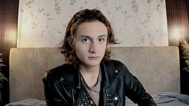 Snapshot of DarcyCullen chatting on September 10, 2025, 11:54 am DarcyCullen online show from September 10, 2025, 11:54 am