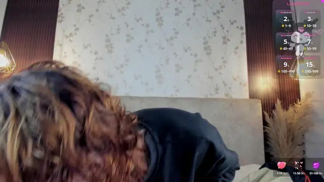 Snapshot of DarcyCullen chatting on September 18, 2025, 12:07 pm DarcyCullen online show from September 18, 2025, 12:07 pm