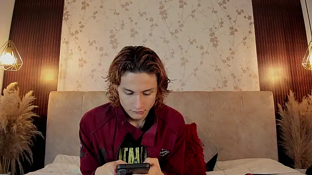 Snapshot of DarcyCullen chatting on September 19, 2025, 11:33 am DarcyCullen online show from September 19, 2025, 11:33 am