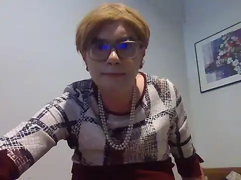 Snapshot of Nady79xxx chatting on October 23, 2025, 3:44 pm Nady79xxx online show from October 23, 2025, 3:44 pm