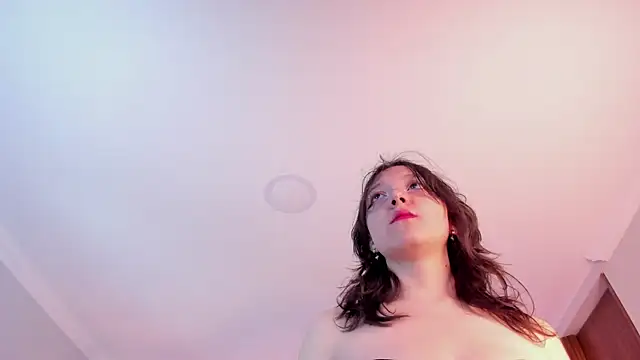 Snapshot of Nina_Ford chatting on May 28, 2026, 3:04 am Nina Ford online show from May 28, 2026, 3:04 am