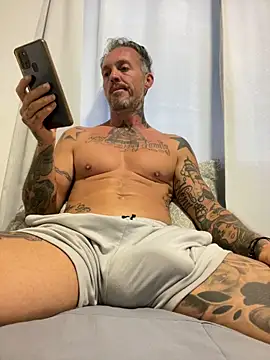 MagicLex1 online show from November 28, 2025, 9:17 pm