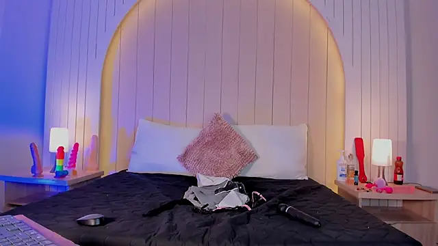 ALICESANDOVAL online show from January 10, 2026, 7:37 pm