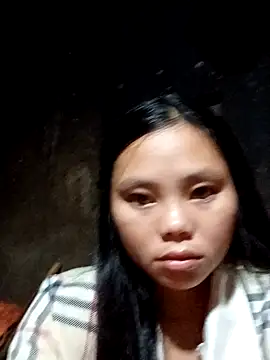 omiu-baby online show from October 3, 2025, 10:29 pm