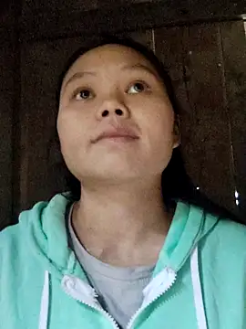 omiu-baby online show from November 21, 2025, 12:54 am