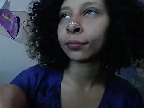 Snapshot of Jade-clever chatting on October 27, 2025, 8:35 pm Jade-clever online show from October 27, 2025, 8:35 pm