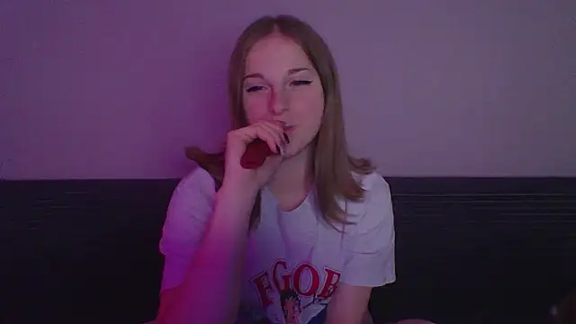 Star Girlish online show from October 30, 2025, 8:31 pm