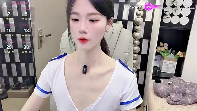 Yueyue-MM online show from May 2, 2026, 12:59 am