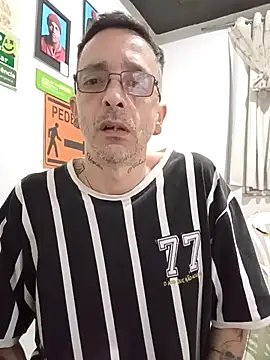 dinho carioca online show from October 9, 2025, 2:37 pm