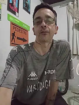 dinho carioca online show from November 11, 2025, 3:06 am