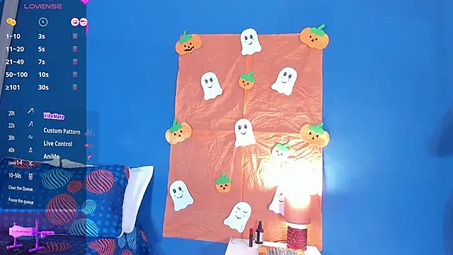 Grettel w online show from October 28, 2025, 7:49 pm