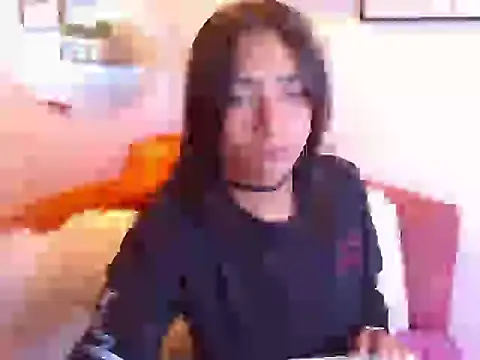 Snapshot of Aliciacute__ chatting on October 13, 2025, 7:47 pm Aliciacute online show from October 13, 2025, 7:47 pm