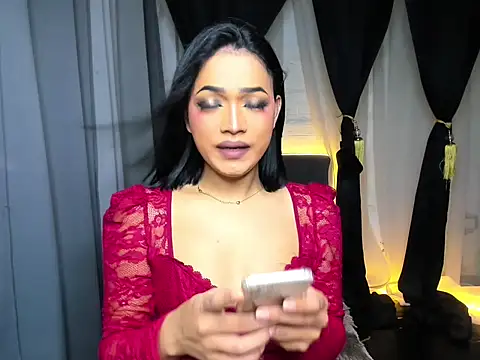 Snapshot of WenceSmith chatting on September 14, 2025, 6:18 pm WenceSmith online show from September 14, 2025, 6:18 pm