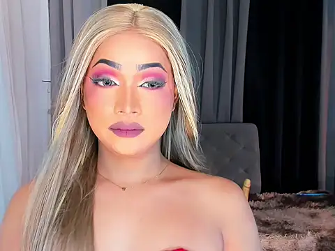 Snapshot of WenceSmith chatting on October 15, 2025, 10:26 am WenceSmith online show from October 15, 2025, 10:26 am