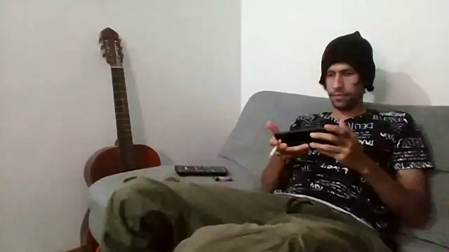 Alejandro92 cali online show from June 8, 2026, 12:58 am